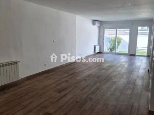 Casa adosada en alquiler en El Pardo - Photo 1
