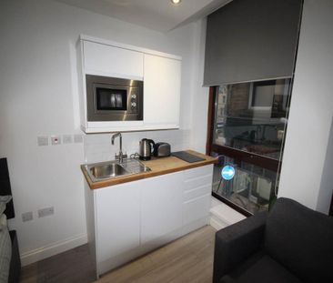 Studio to rent - Photo 4
