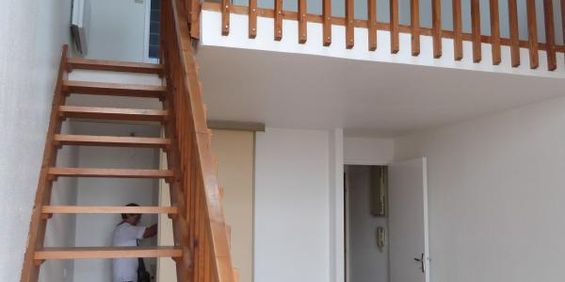 Location Appartement 1 pièce 32m² BORDEAUX 33000 - Photo 3