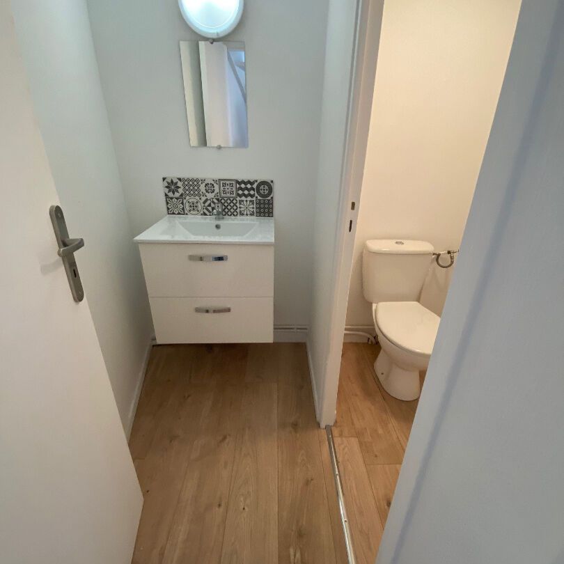Location Appartement 2 pièces 33m² LILLE 59000 - Photo 1