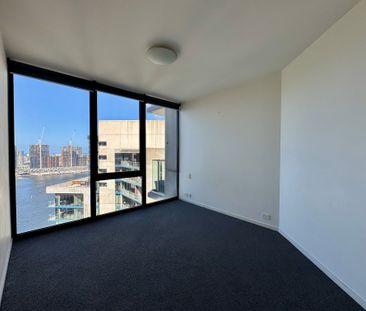 Spacious Two Bedroom I Palladio - Photo 4