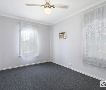 558 Green Place - Photo 1