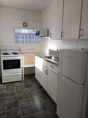 Warm, quiet 2 bedroom flat - Photo 1