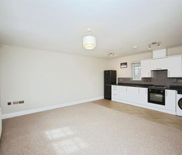 1 bedroom flat to rent - Photo 6