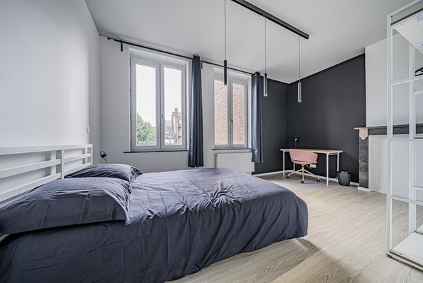 Room at Boulevard Solvay 19 - Photo 1