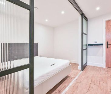 Studio to rent - Photo 4