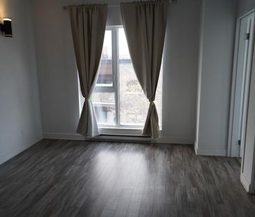 1770 Av. Victoria - Photo 5