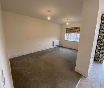 3 bedroom link detached house to rent - Photo 1