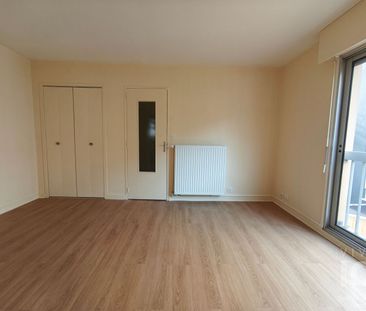 Location Appartement 1 pièce 31m² - Photo 5