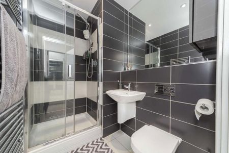 2 bedroom flat to rent - Photo 5