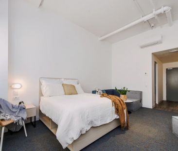 Studio Large - Photo 4