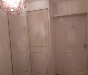 2 bed Ground Maisonette in Halpin Close Calcot, Reading, RG31 4RA - Photo 2