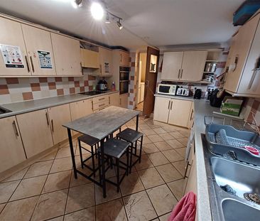 Coldstream Terrace, Riverside - Photo 3