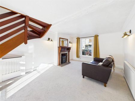 2 bedroom semi-detached house to rent - Photo 2