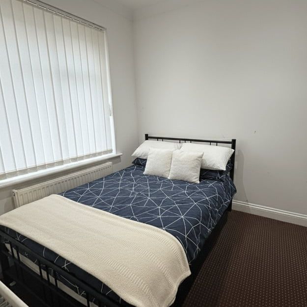 1 Bed Flat, Lewisham High Street, SE13 - Photo 1