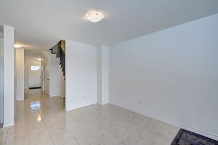 For Lease - 35 Woodedge Circle, Kitchener, Ontario - Photo 5
