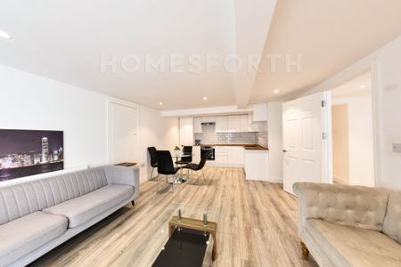 4 Bedroom Flat - Photo 4