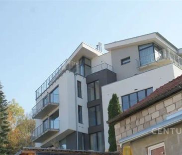 Krásný světlý byt 5+kk s terasou a garáží v novostavbě - Photo 1