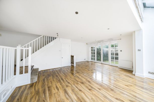 2 bedroom house to rent - Photo 1