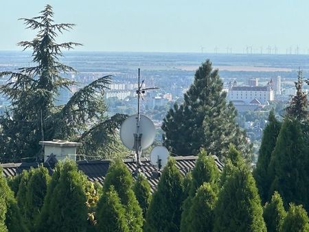 BA III. 5 izbový rodinný dom na Kolibe na Brečtanovej ulici – Fotografia 2