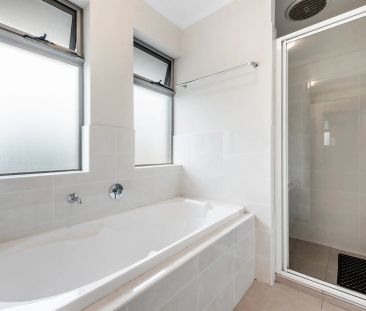 Charming Family Home in a Prime Location! - Photo 6