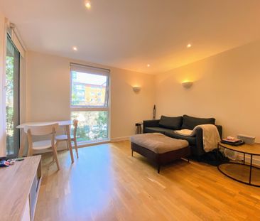 Burgess Springs, Chelmsford, City Park West - Photo 1