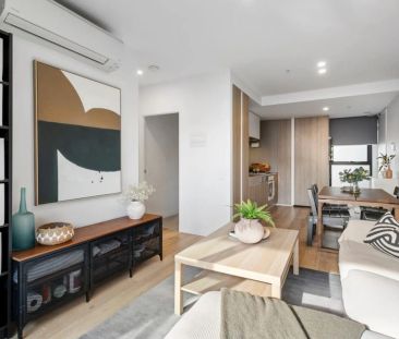 Light-Filled Luxury in the Iconic 'Saint' Development - Photo 2