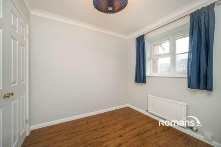 Ryves Avenue, Yateley, Hampshire, GU46 - Photo 5