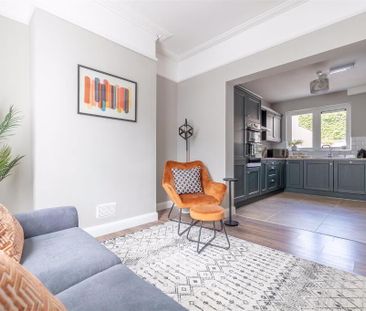 Room 3, 24 Windsor Avenue, Lurgan, Craigavon, BT67 9BG - Photo 3