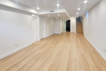 For Lease - 2394 Alstep Way, Oakville, Ontario - Photo 4