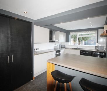 3 bedroom House To Let - Photo 6