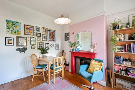 3 bedroom terraced house to rent - Photo 5