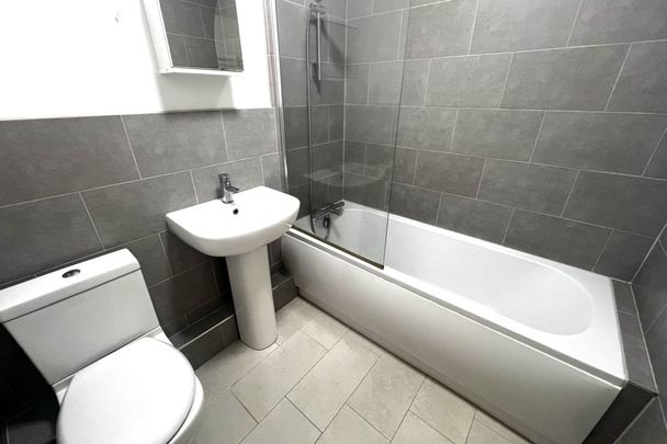 Roebuck Court - Photo 1