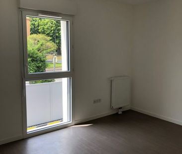 Location Appartement 2 pièces 42m² - Photo 3