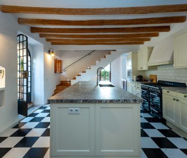 77 Carrer Joan de Saridakis, Palma de Mallorca, Balearic Islands 07015 - Photo 6