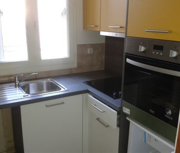 Location Appartement 3 pièces 58m² ORLEANS 45000 - Photo 2