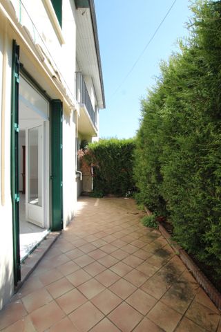 House - Photo 5