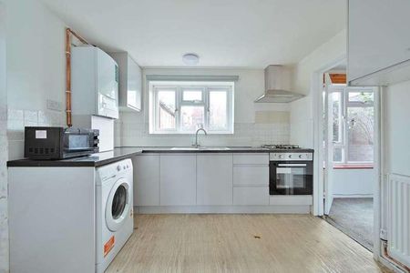 Chesham Way,wd, Watford, WD18 - Photo 2