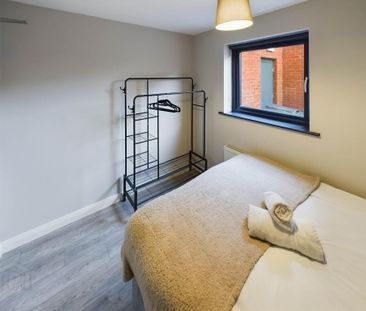 Apt 2, Castlereagh Road, Belfast, BT5 5FG - Photo 1