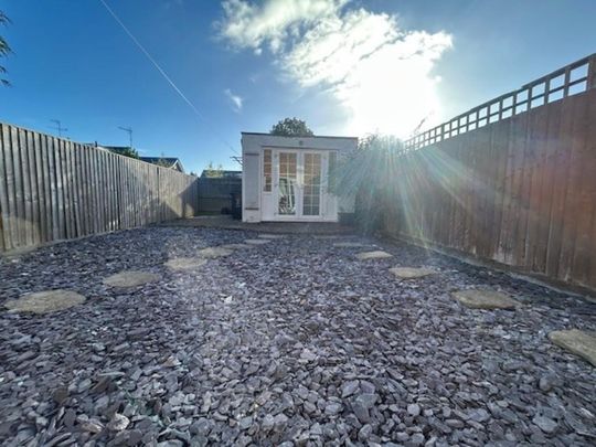 3 bedroom terraced house to rent - Photo 1