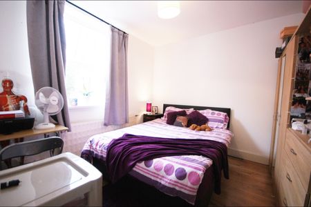 Room in a Shared House, Stanley St, L7 - Photo 4