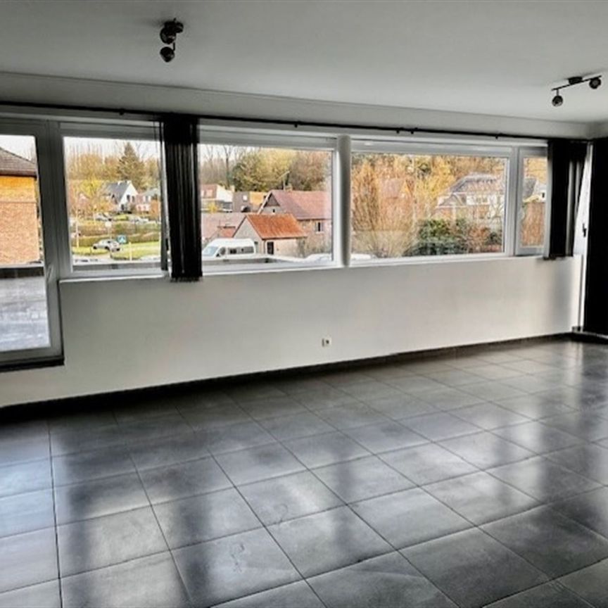 Appartement te huur met 2 slaapkamers te Leupegem. - Photo 1