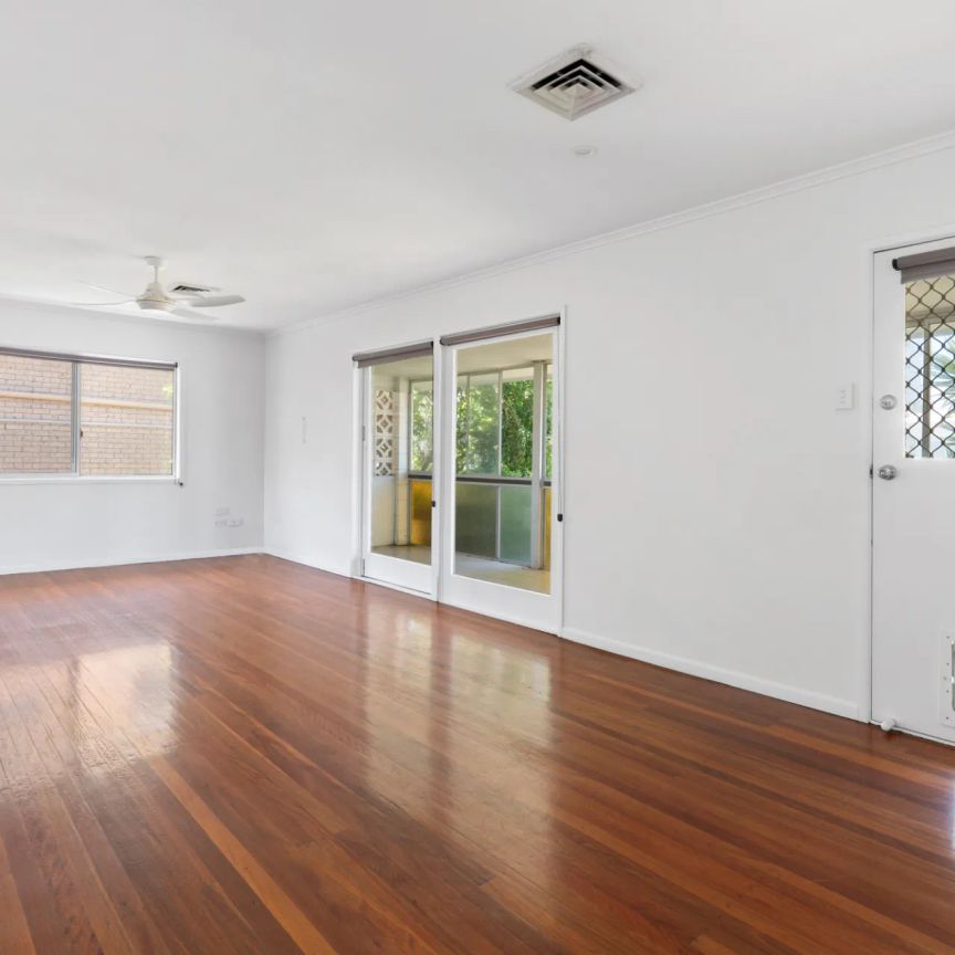 Two homes. One address. A true dual-living lifestyle by the beach - Photo 1