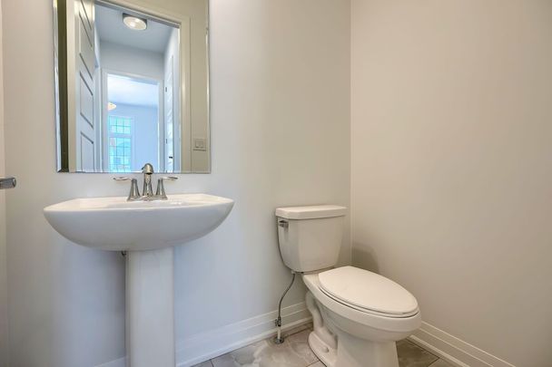 For Lease - 3105 Travertine Drive, Oakville, Ontario - Photo 1