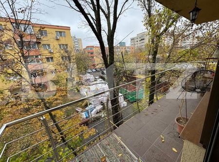 Apartament de inchiriat, 3 camere, zona Ciuperca - Photo 5