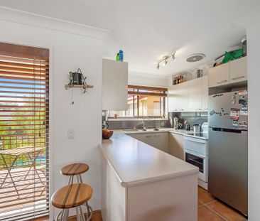 2-Bedroom Apartment with Dual Balconies - Photo 2