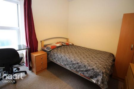 5 bedroom terraced house to rent - Photo 4