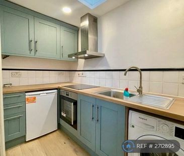 1 bedroom flat to rent - Photo 6