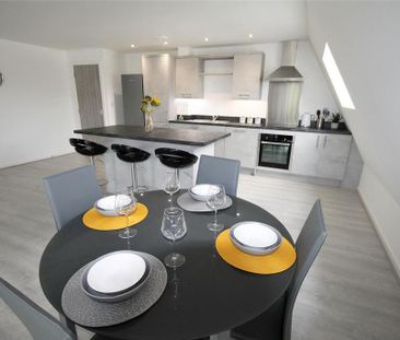 2 bedroom apartment to rent - Photo 5