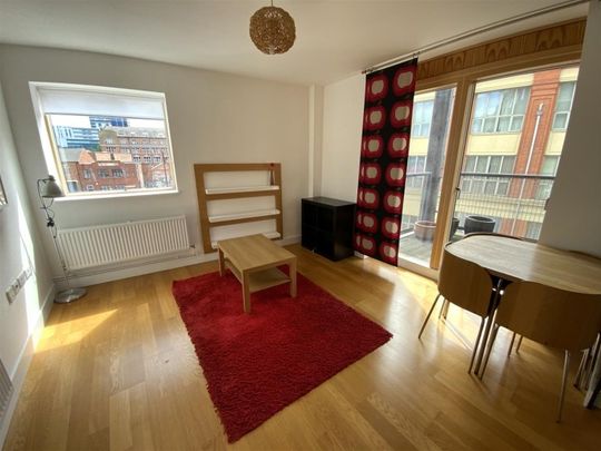 1 BED Apartment To rent - Photo 1